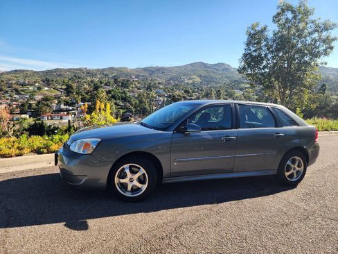 Used 2006 Chevrolet Malibu LT image 2