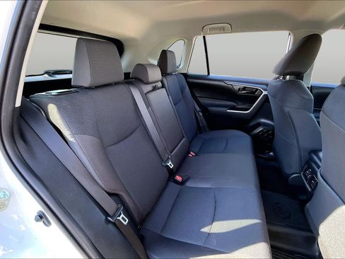 Used 2024 Toyota RAV4 LE AWD/4WD image 20