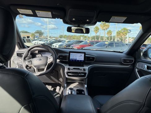 Used 2024 Ford Explorer Timberline w/ Timberline Technology Package image 9