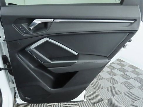 Used 2022 Audi Q3 2.0T Premium Plus w/ Premium Plus Package image 27