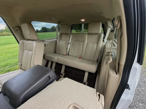 Used 2015 Lincoln Navigator L 4WD w/ Equipment Group 101A Reserve image 73