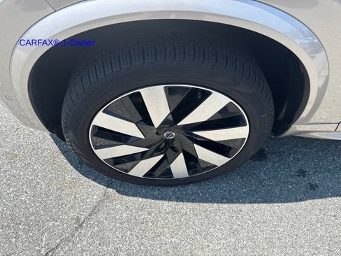 Certified 2025 Volvo XC90 T8 Ultra w/ Protection Package AWD/4WD image 22