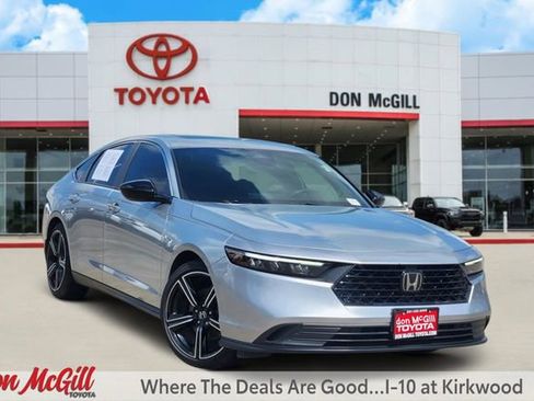Used 2024 Honda Accord Sport image 1