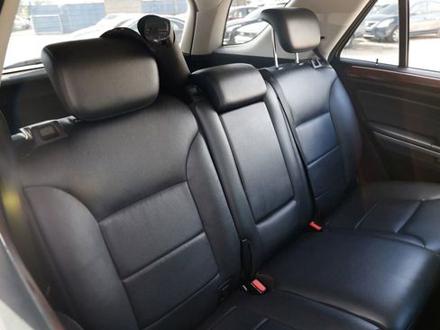 Used 2011 Mercedes-Benz ML 350 4MATIC image 18
