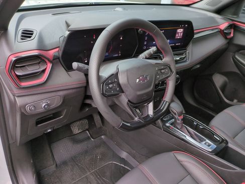 Certified 2024 Chevrolet TrailBlazer RS w/ Convenience Package image 10