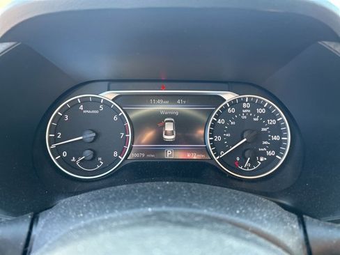 Used 2024 Nissan Sentra SR w/ SR Premium Package image 16