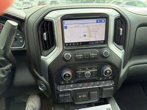 Used 2020 Chevrolet Silverado 2500 LTZ image 11