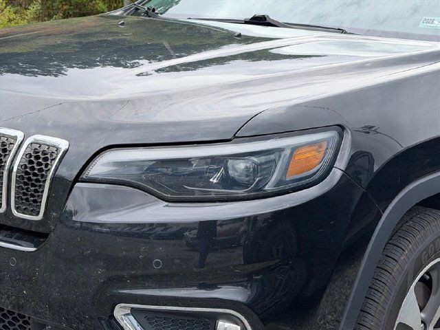 Used 2022 Jeep Cherokee Limited AWD/4WD image 4