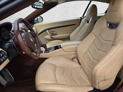 Used 2015 Maserati GranTurismo Sport RWD image 14