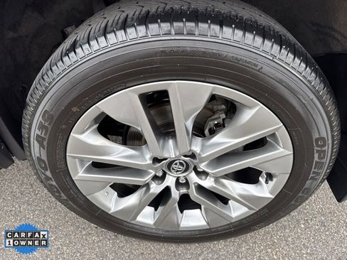 Used 2020 Toyota RAV4 Limited image 48