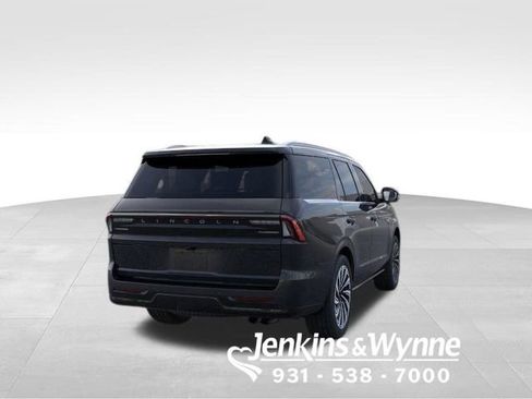 New 2026 Lincoln Navigator Black Label AWD/4WD image 8