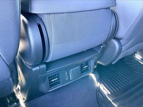 Certified 2024 Chevrolet Silverado 1500 LT image 11