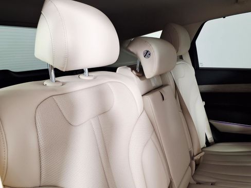 Certified 2025 Genesis GV80 2.5T Select image 12