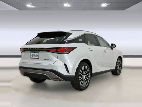Used 2024 Lexus RX 350 Premium Plus w/ Convenience Package image 9