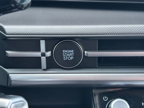 New 2026 Hyundai Santa Fe SE FWD image 23