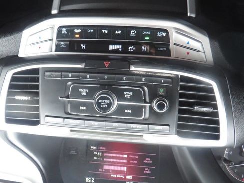 Used 2015 Honda Accord Sport image 49