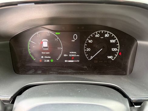 Used 2024 Honda CR-V Sport Touring image 18