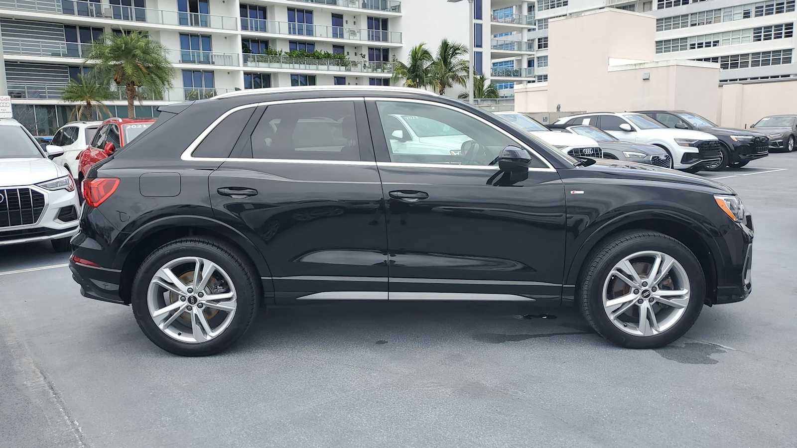 Used 2022 Audi Q3 2.0T Premium w/ Convenience Package AWD/4WD image 7