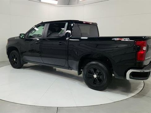 Used 2025 Chevrolet Silverado 1500 LT image 6