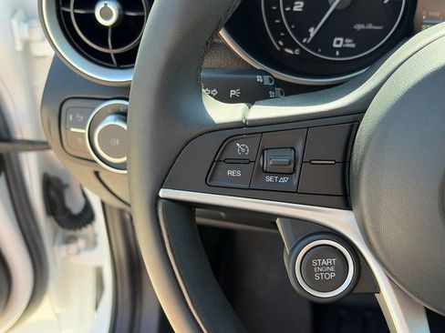 Used 2019 Alfa Romeo Giulia Ti RWD image 24