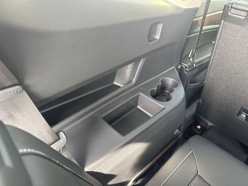 New 2026 Volkswagen Atlas SE AWD/4WD image 32