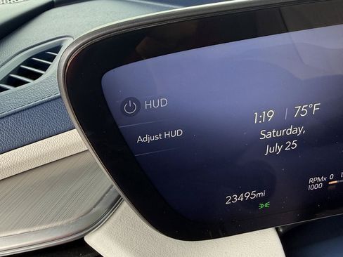 Used 2025 Buick Enclave Avenir w/ Super Cruise Package AWD/4WD image 14