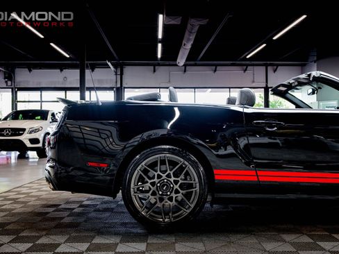 Used 2014 Ford Mustang Shelby GT500 w/ Equipment Group 821A RWD image 27