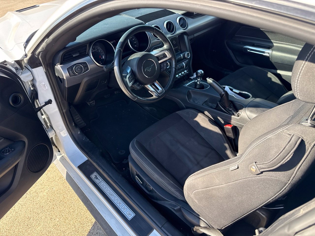Used 2018 Ford Mustang GT w/ Equipment Group 301A RWD image 19