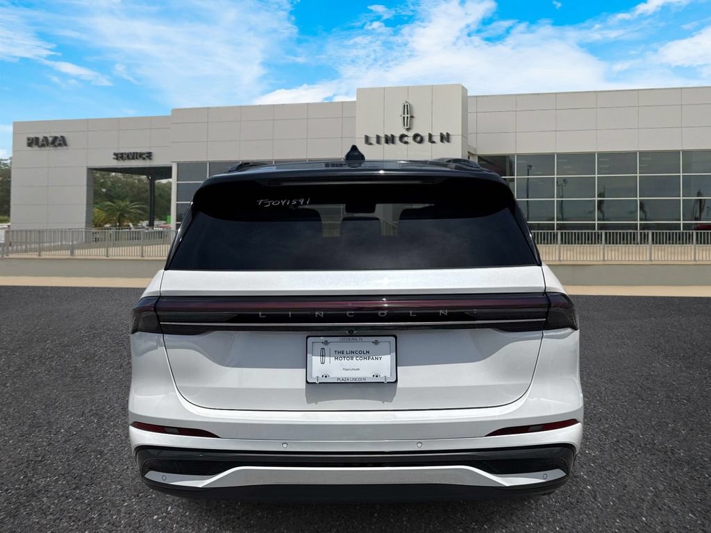 New 2026 Lincoln Nautilus Reserve w/ Jet Appearance Package AWD/4WD image 4