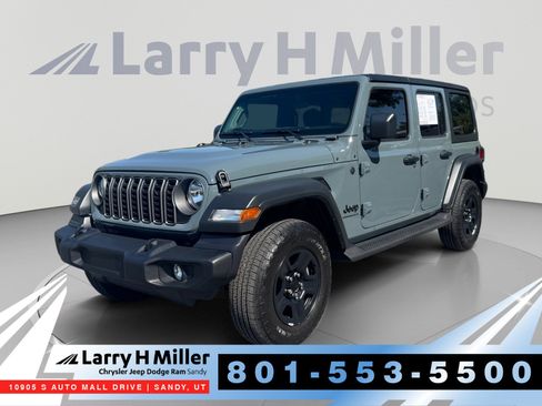 Used 2025 Jeep Wrangler Unlimited Sport AWD/4WD image 1