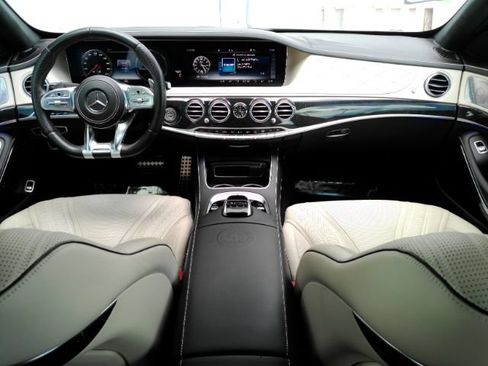 Used 2019 Mercedes-Benz S 63 AMG S 4MATIC Sedan image 3