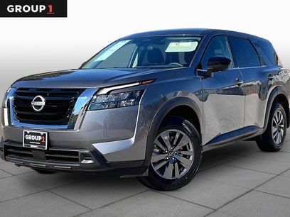 Certified 2025 Nissan Pathfinder S