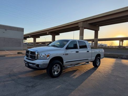 Used 2008 Dodge Ram 2500 Truck SXT image 1