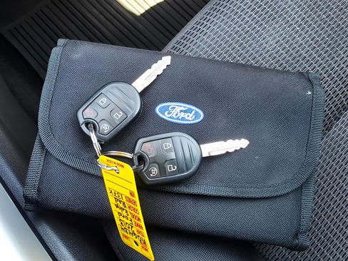 Used 2013 Ford Edge SEL AWD/4WD image 31
