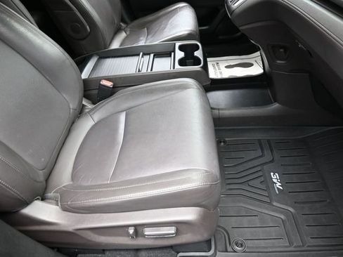 Used 2019 Honda Odyssey EX-L image 21