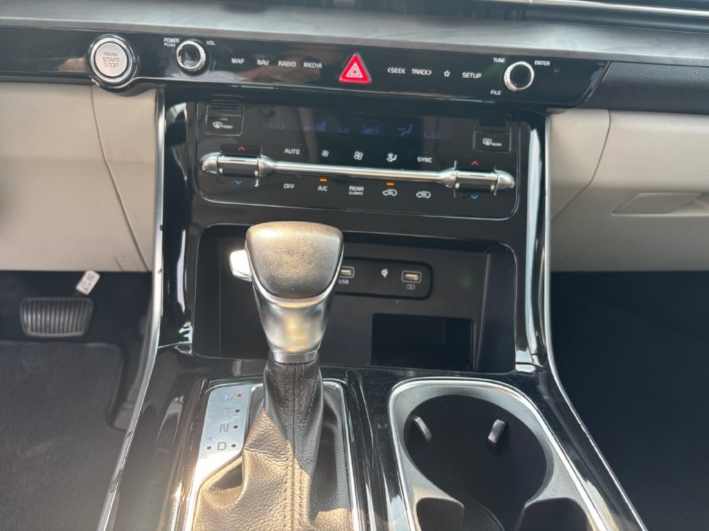 Used 2022 Kia Carnival SX FWD image 12