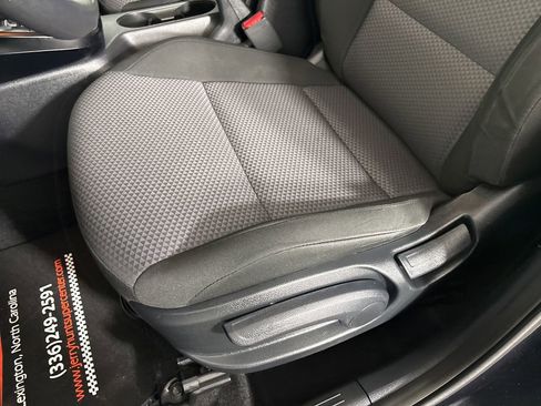 Used 2024 Kia Soul LX image 10