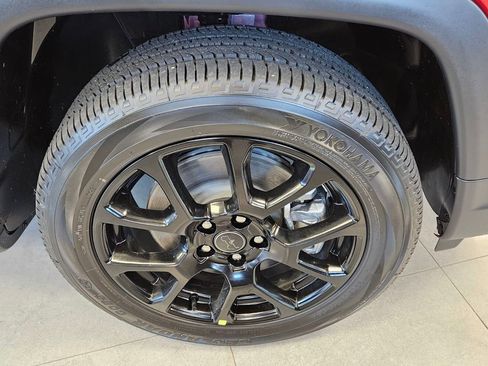 New 2026 Jeep Compass Latitude image 15