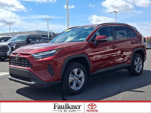 Certified 2025 Toyota RAV4 XLE AWD/4WD image 3