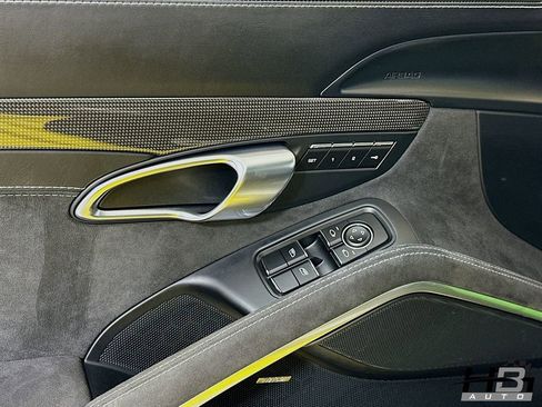 Used 2019 Porsche 718 Boxster GTS image 14