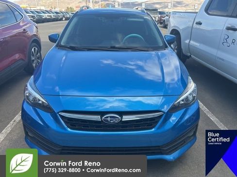 Used 2022 Subaru Impreza Premium image 2