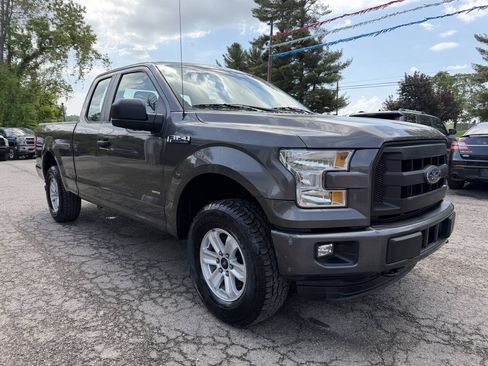 Used 2015 Ford F150 XL w/ Equipment Group 101A Mid AWD/4WD image 3