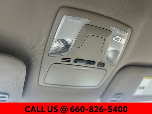 Used 2020 Toyota Sienna L FWD image 19