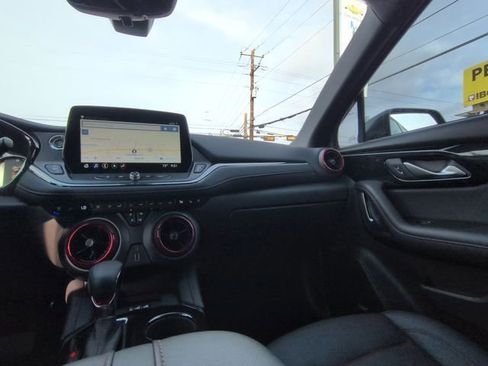 Certified 2024 Chevrolet Blazer RS w/ Driver Confidence II Package image 3