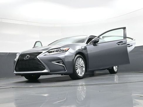 Used 2017 Lexus ES 350 w/ Premium Package FWD image 47