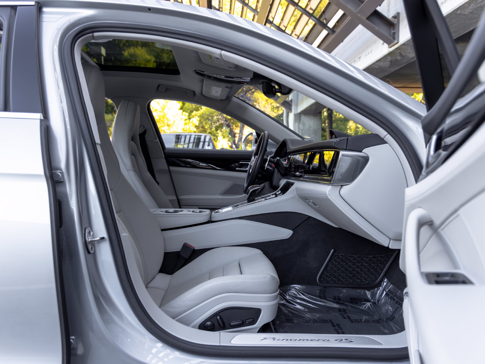 Certified 2022 Porsche Panamera 4S AWD/4WD image 57