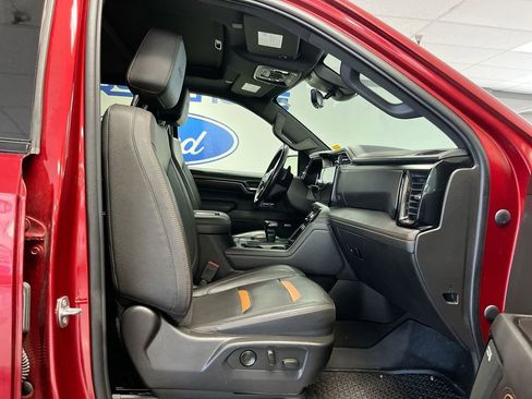 Used 2022 GMC Sierra 1500 AT4 w/ AT4 Premium Package AWD/4WD image 22