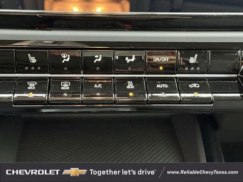 New 2027 Chevrolet Bolt LT w/ Comfort Package image 17