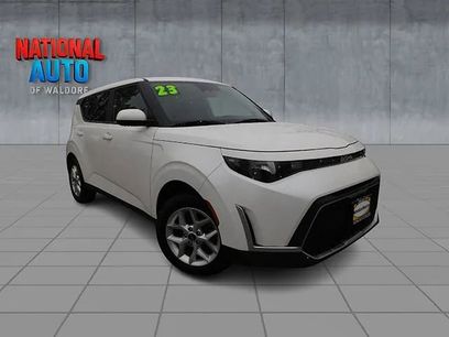Used 2023 Kia Soul LX w/ Option Group 015