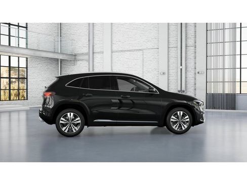 New 2026 Mercedes-Benz GLA 250 4MATIC image 17